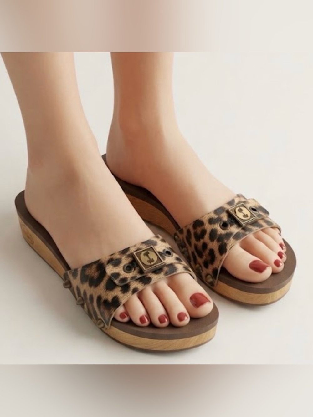 Flogg Melanie Leopard Print Slip On Wood Clog Sandals Buckle Detail Size 7.5